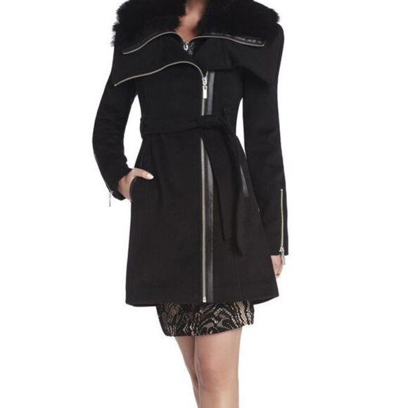 BCBG Wool Short coat with lamb fur collar (detachable) - Picture 3 of 6